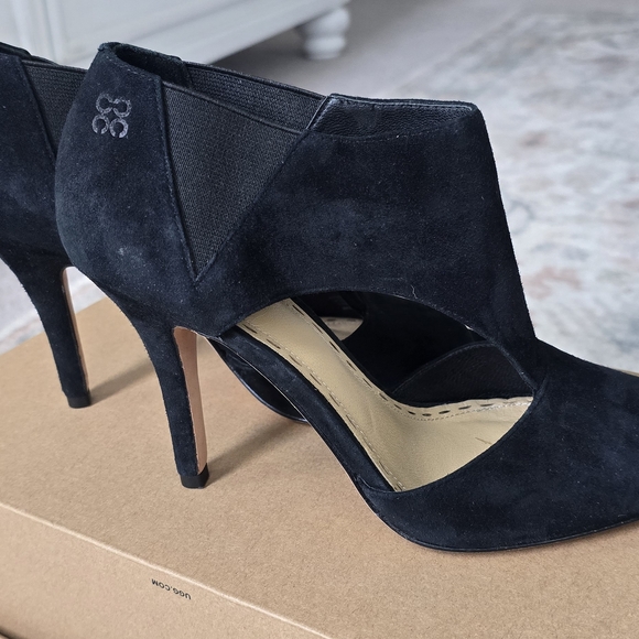 Coach Black Suede Heels - Picture 10 of 12
